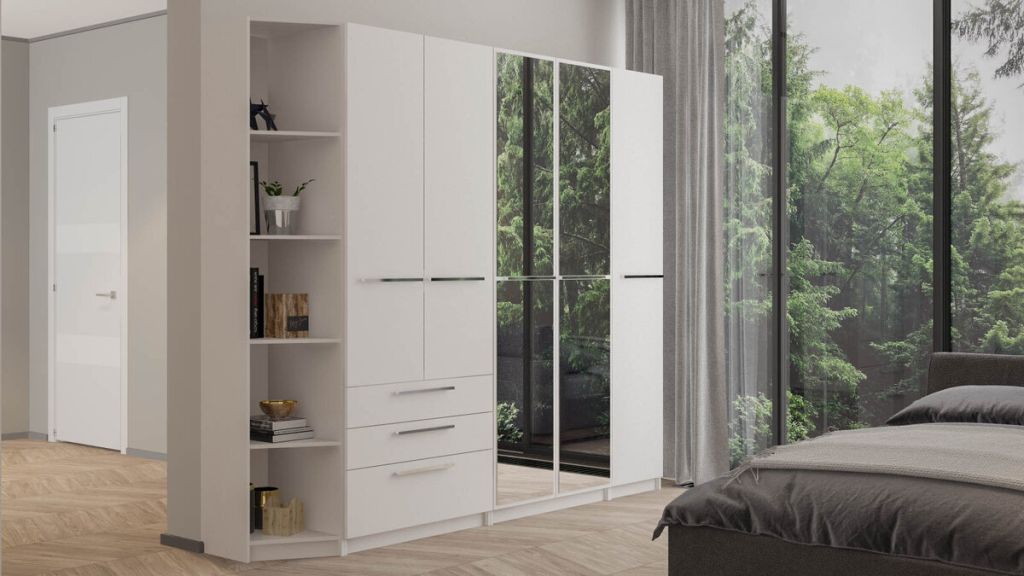 scale_1200 (1).jpg